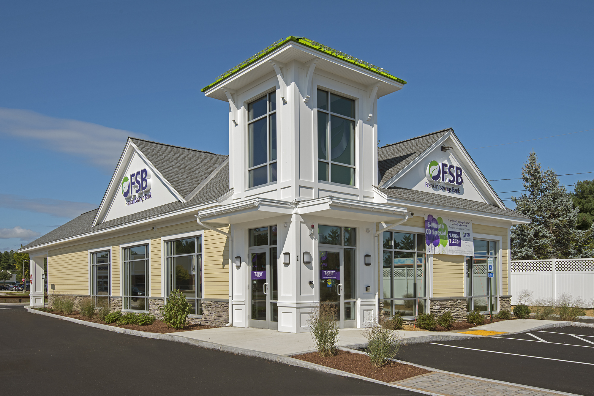 Franklin Savings Bank Bank Branch Design